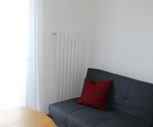 Fritsch Haeusel * Нойштадт-ан-дер-Вайнштрасе